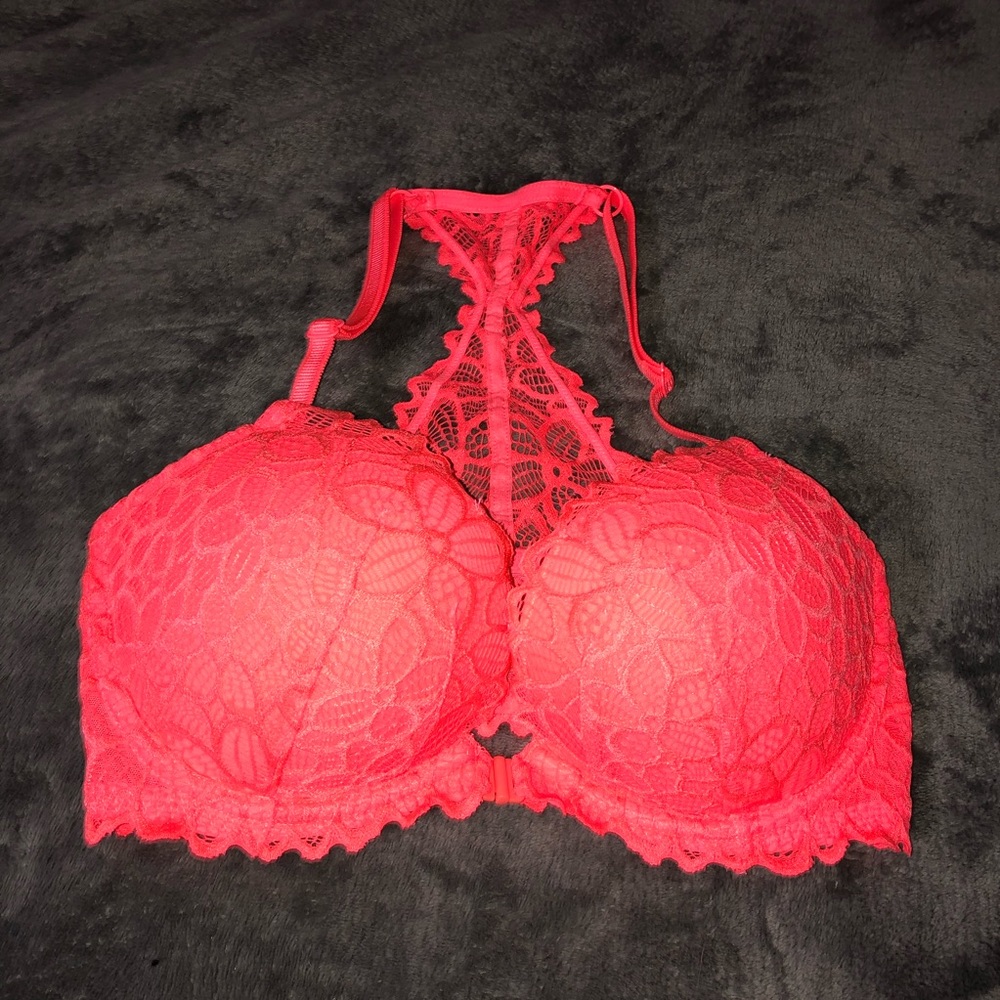 bra 32DD